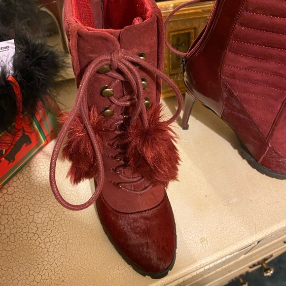 Multi-Fabric Burgundy Boots - Picture 4 of 12